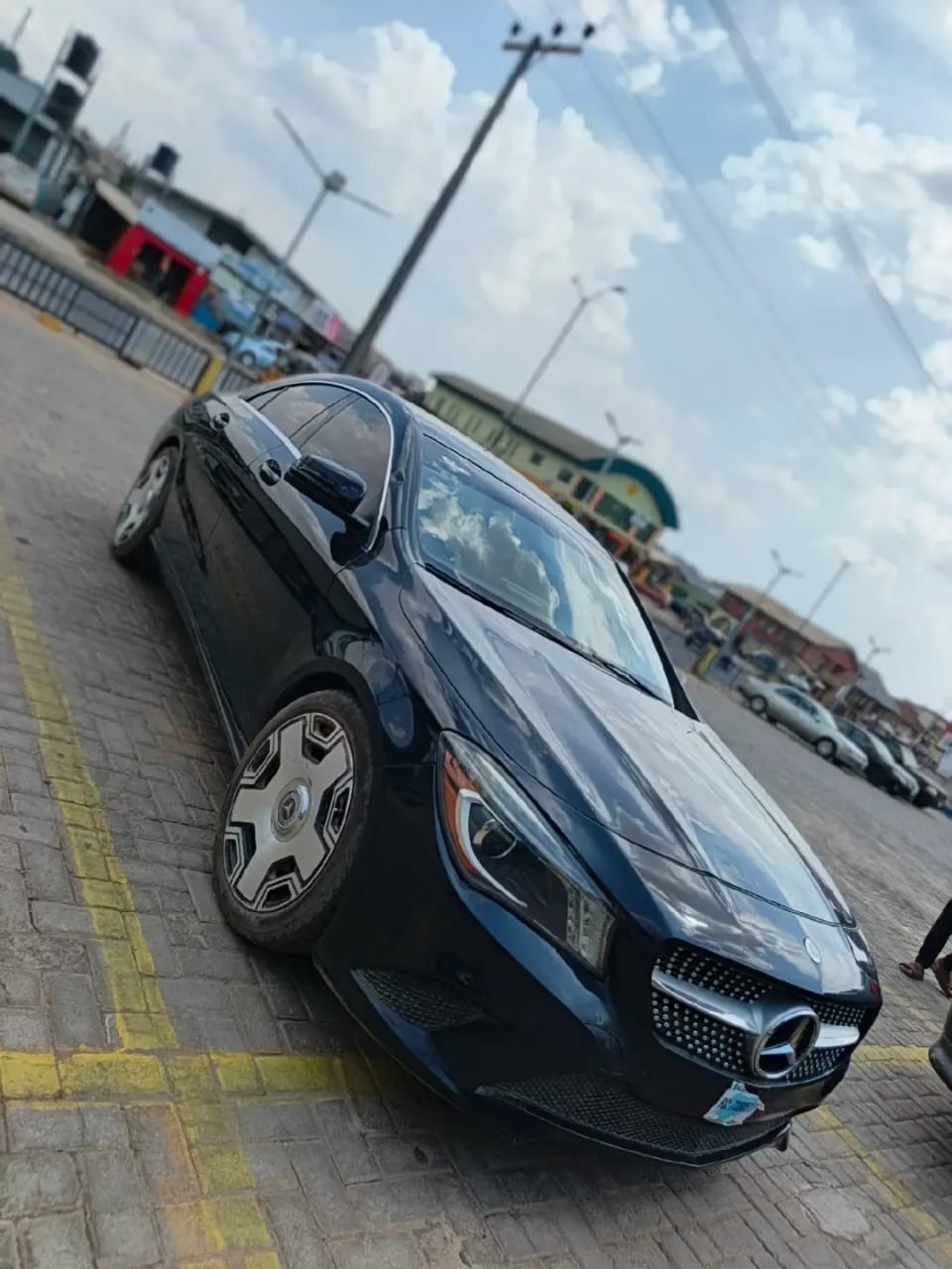 Mercedes-Benz CLA